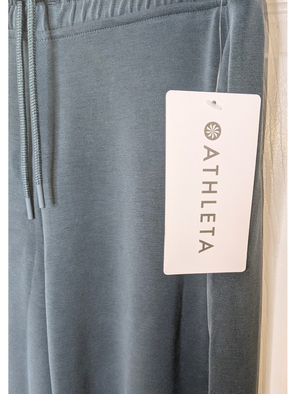 Athleta Women's Seasoft Mid Rise Straight Pants NWT Soft Blue-Green Size Large - Picture 5 of 8